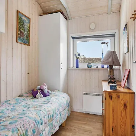 Four Bedroom Holiday In Dom wakacyjny *