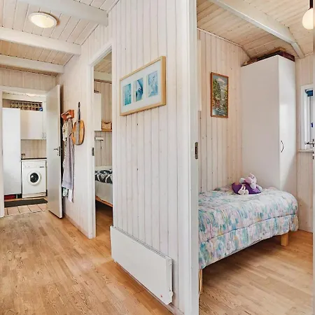 Four Bedroom Holiday In * Hejls